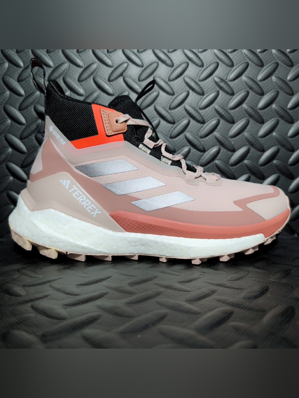 Adidas Terrex Free Hiker Gore-Tex 2.0 Wonder Taupe HP7493 Women's size 8